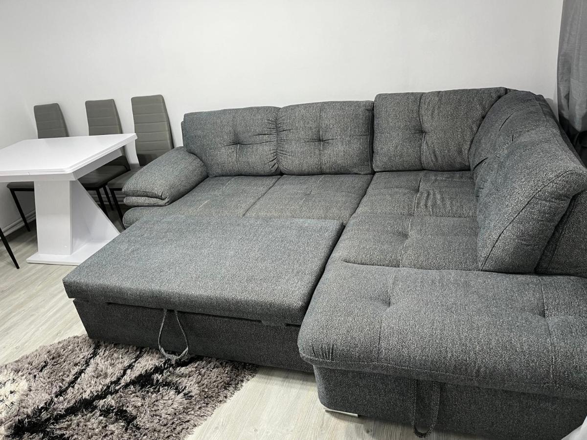 Home Sweet Home Apartment With 3 Rooms Buzau Exterior foto